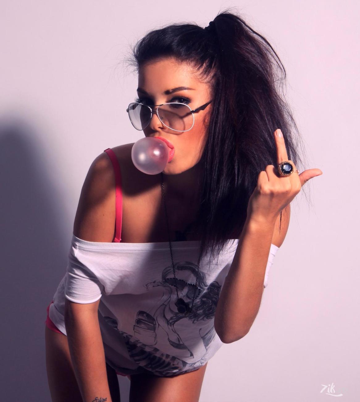 Sassy girls in Yongyin