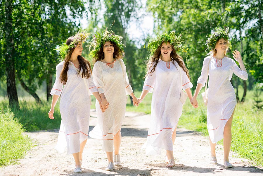 Slavic girls in Yongyin