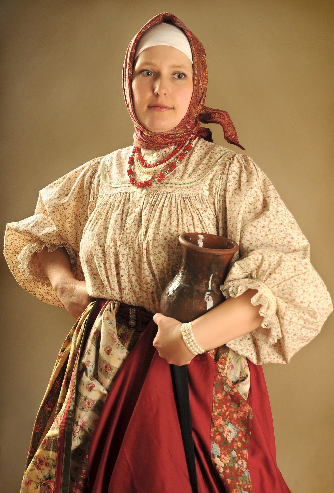 Girls in Slavic costumes in Yongyin